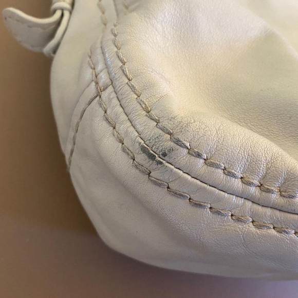 Authentic cream/white Prada shoulder bag used - Picture 8 of 16